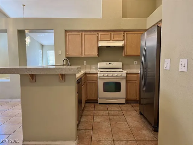 $1,950 | 9824 Double Rock Drive, Las Vegas, NV 89134