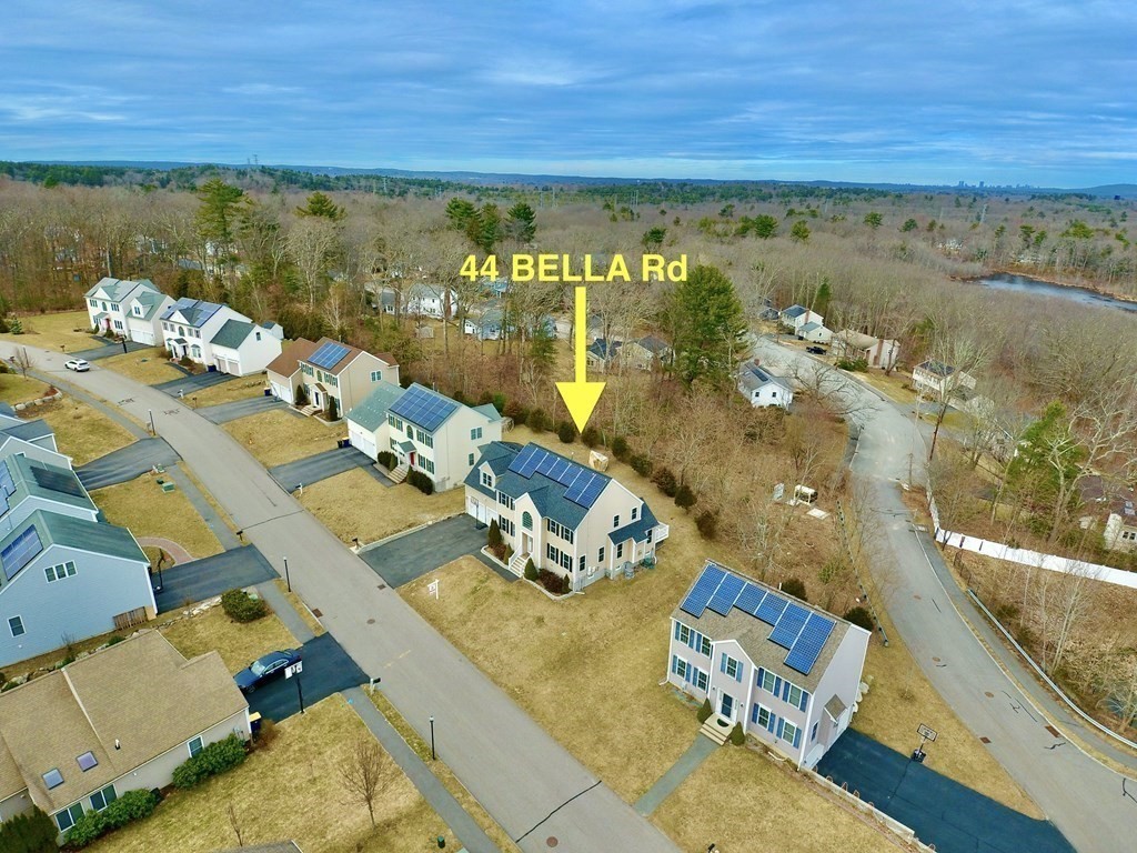 44 Bella Road Sharon, MA 02067 - Photo 3 of 31 Gallery Image 3