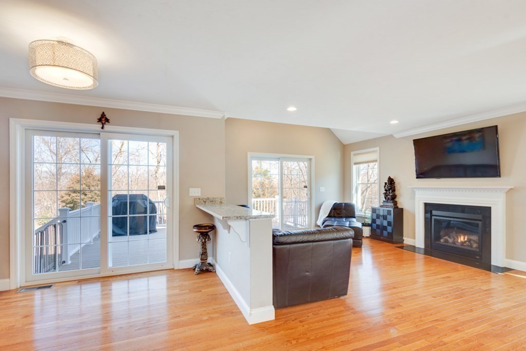 44 Bella Road Sharon, MA 02067 - Photo 10 of 31 Gallery Image 10
