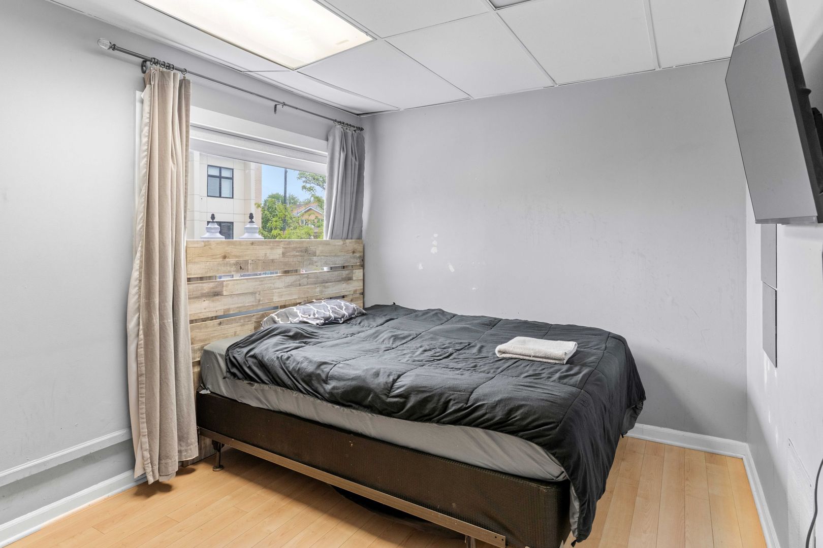 735 West 35th Street Chicago, IL 60609 - Photo 7 of 31