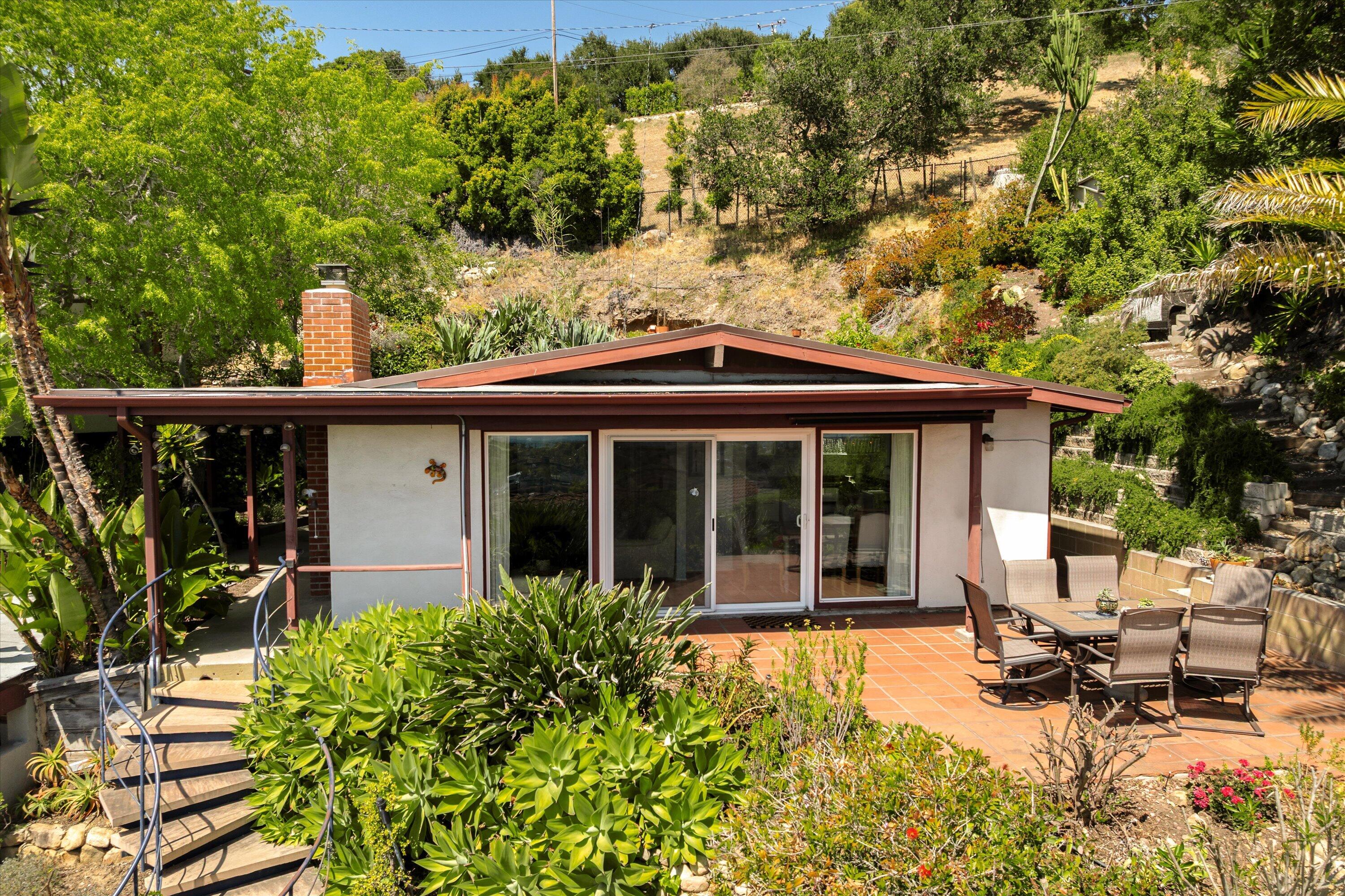 5 Las Alturas Road Santa Barbara, CA 93103 - Photo 2 of 24 01-5 Las Alturas Rd - 1