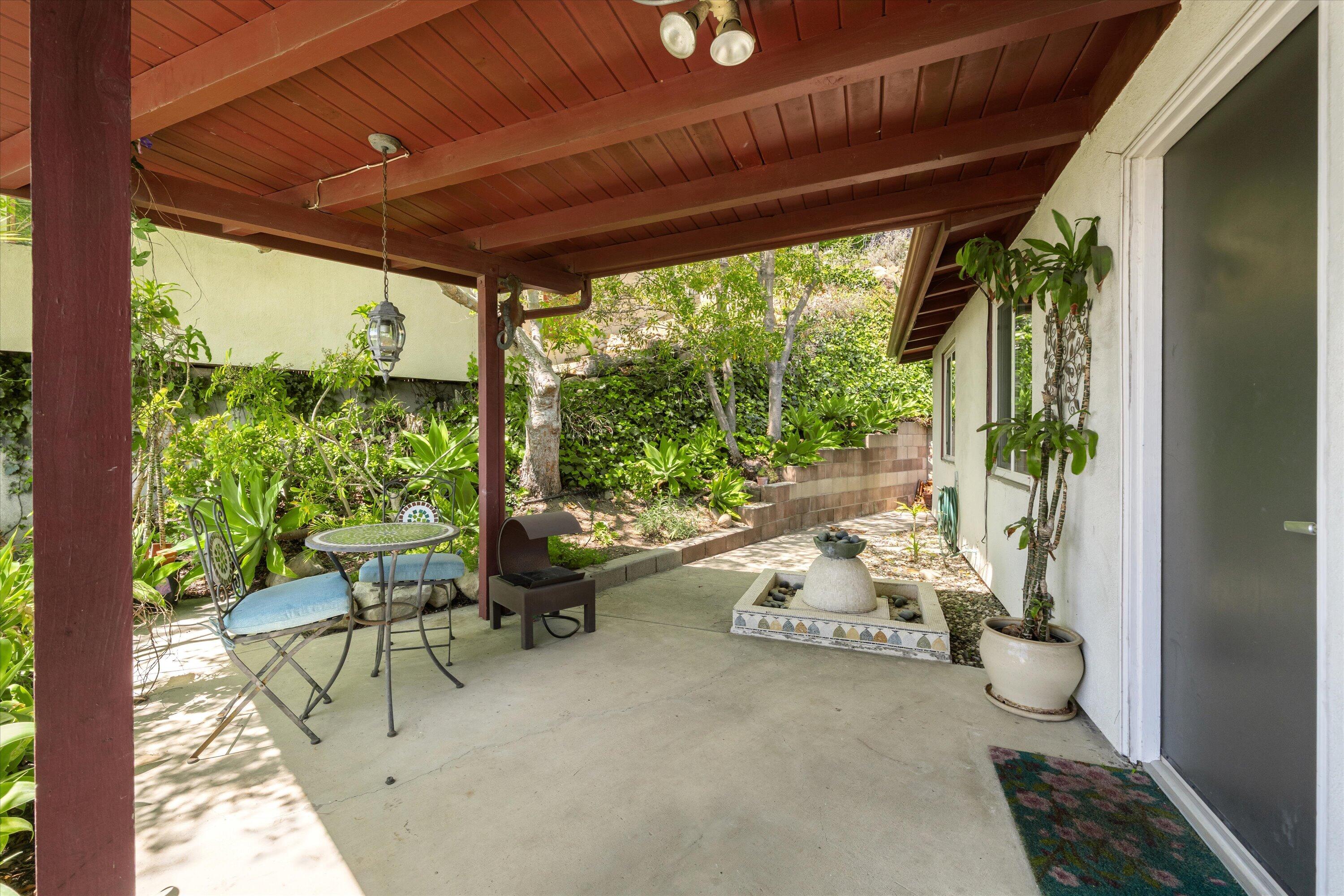5 Las Alturas Road Santa Barbara, CA 93103 - Photo 6 of 24 23-5 Las Alturas Rd - 23