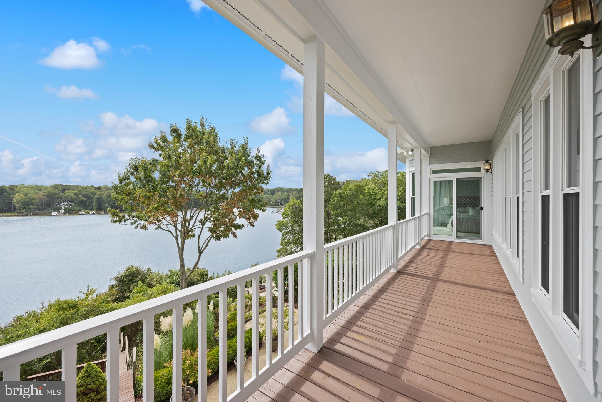 789 Sonne Drive Annapolis, MD 21401 - Photo 30 of 39 2nd level deck