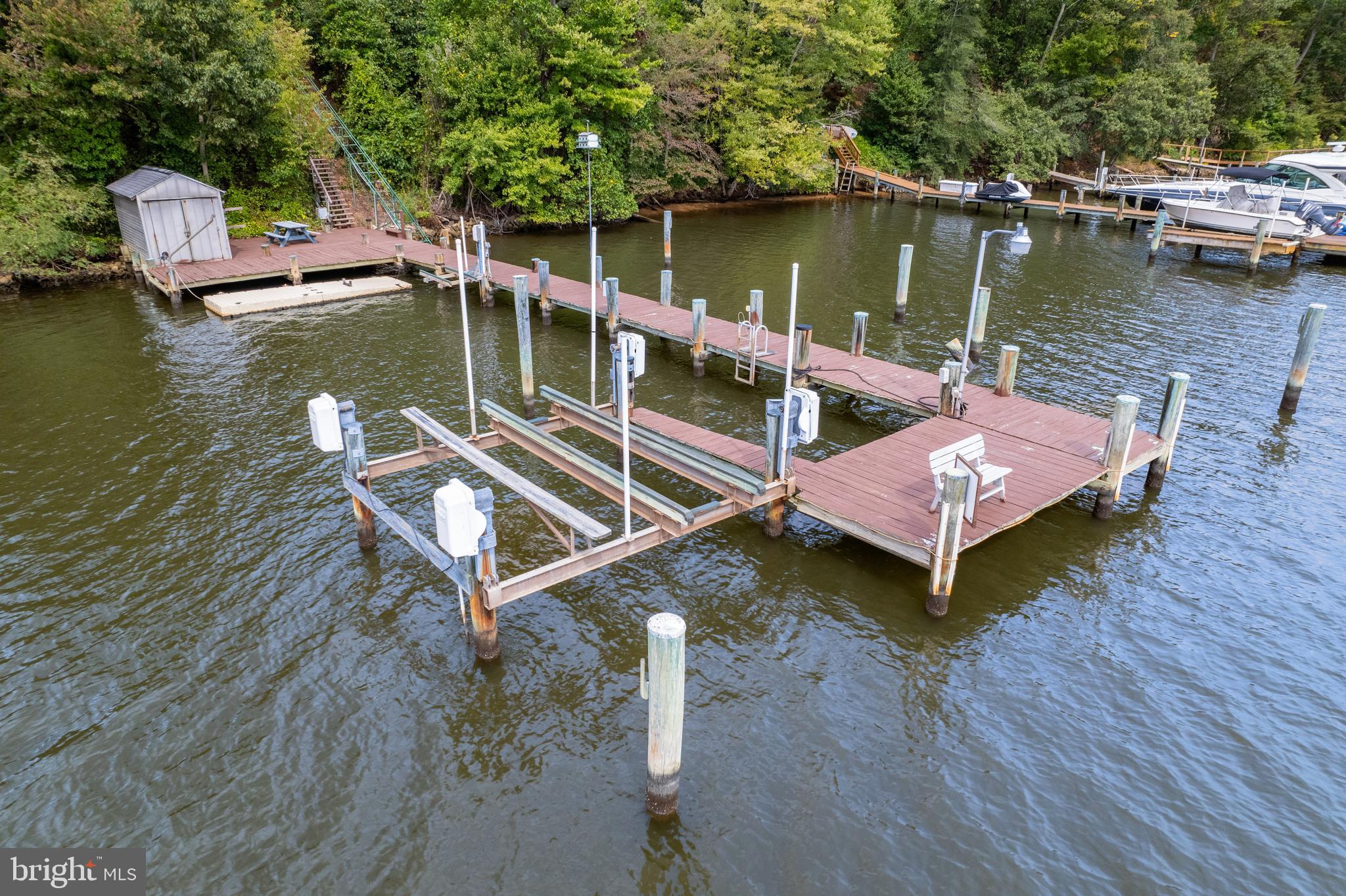 789 Sonne Drive Annapolis, MD 21401 - Photo 37 of 39 Well-equipped pier