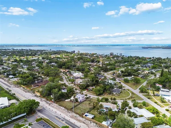 $349,000 | 603 Casabella Drive, Bradenton, FL 34209