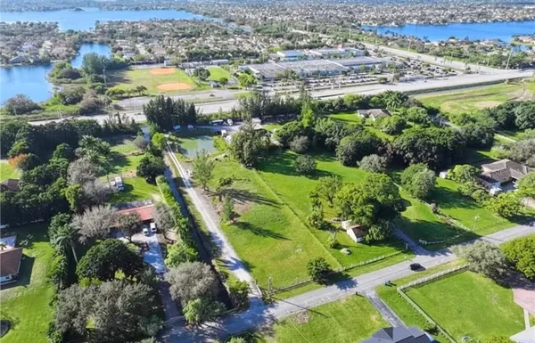 $1,299,999 | 18100 Southwest 70th Place, Southwest Ranches, FL 33331