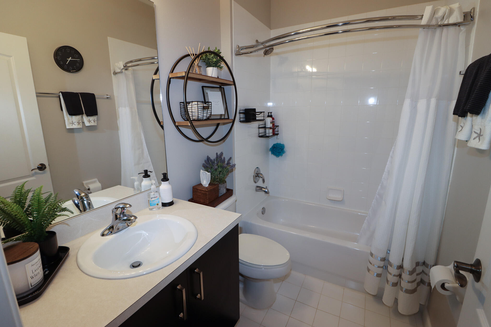 5790 Raceway Road Lake Worth, FL 33449 - Photo 22 of 48 2nd Bathroom
