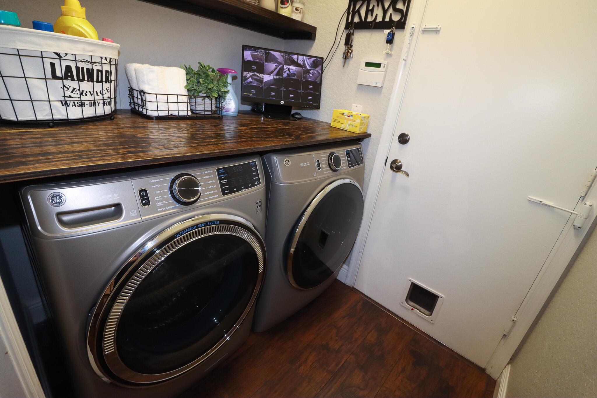 5790 Raceway Road Lake Worth, FL 33449 - Photo 24 of 48 Laundry Room
