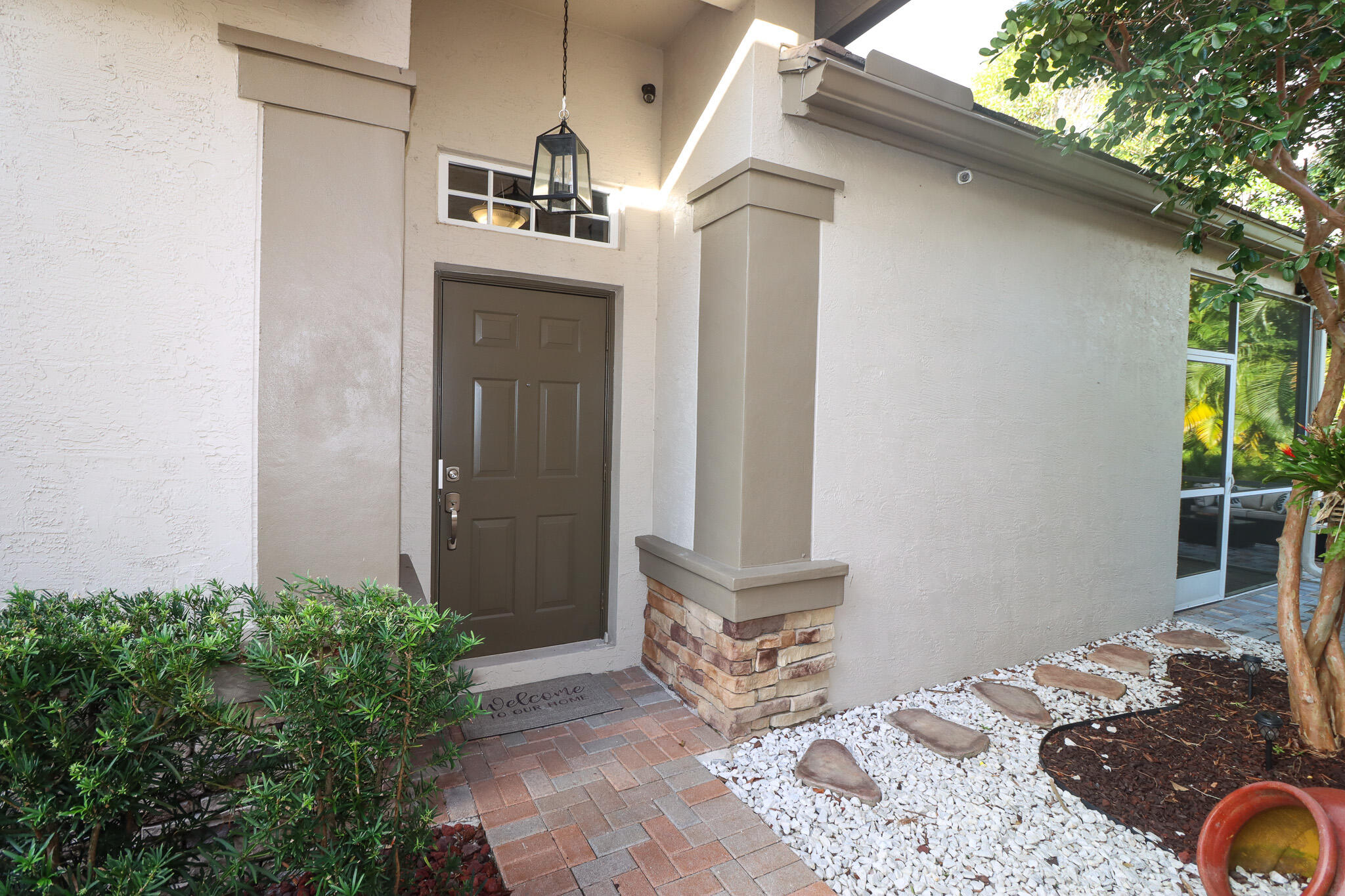 5790 Raceway Road Lake Worth, FL 33449 - Photo 4 of 48 IMG_0390