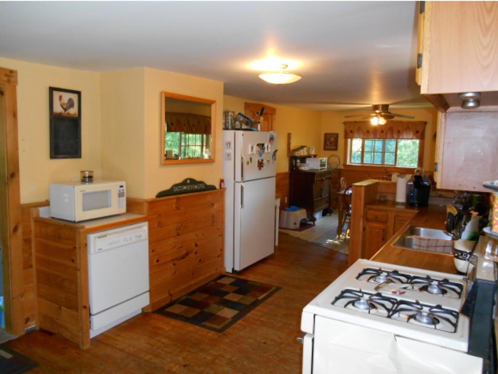 1277 Macdonald Road Washington, VT 05675 - Photo 11 of 33