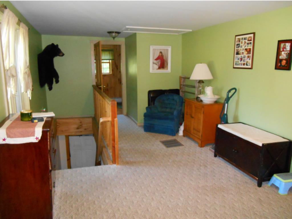 1277 Macdonald Road Washington, VT 05675 - Photo 15 of 33