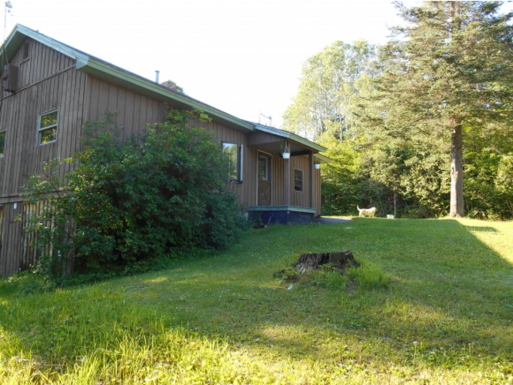 1277 Macdonald Road Washington, VT 05675 - Photo 4 of 33