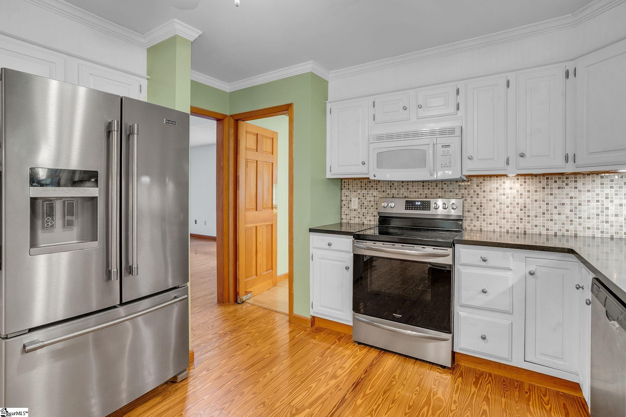1004 Ridgeview Drive Pendleton, SC 29670 - Photo 8 of 44