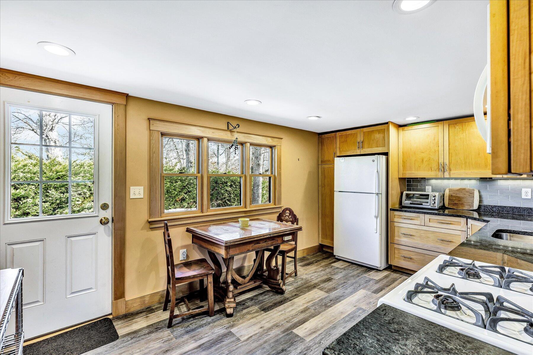 62 Baldwin Road Dennis, MA 02638 - Photo 13 of 54 38-Y1A0972