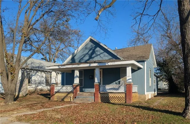 $89,500 | 309 South Elm Street, Iola, KS 66749