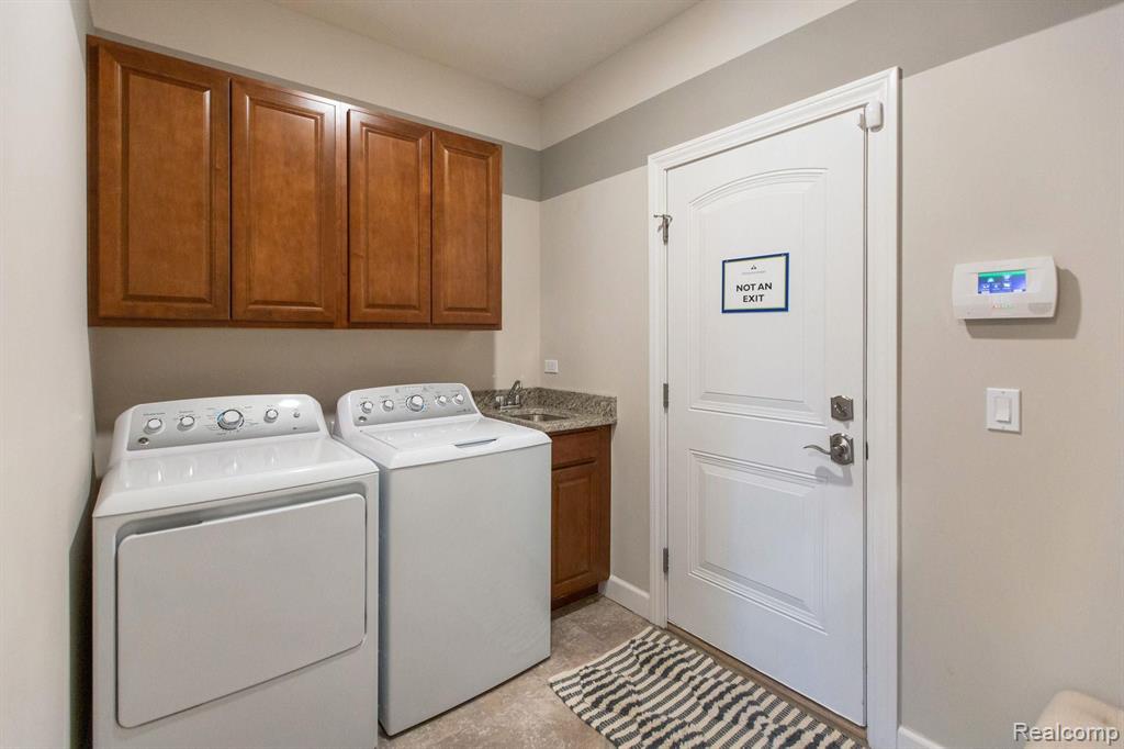 5472 Woodfall Road Clarkston, MI 48348 - Photo 23 of 38 Gallery Image 23