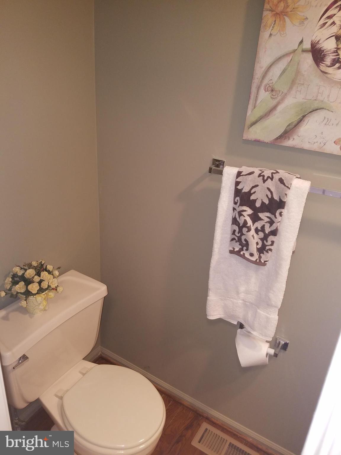 4713 Columbia Road Ellicott City, MD 21042 - Photo 31 of 34 Gallery Image 31