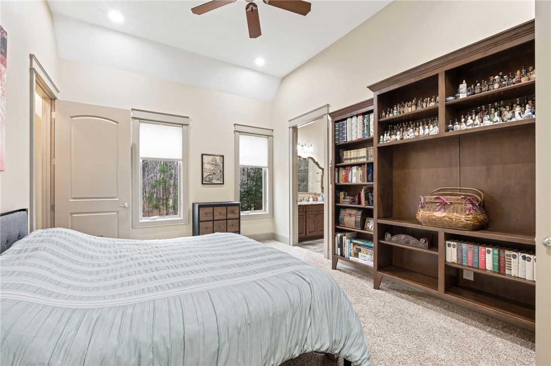 117 Sunrise Ridge Sunset, SC 29685 - Photo 23 of 37 Lower level ensuite