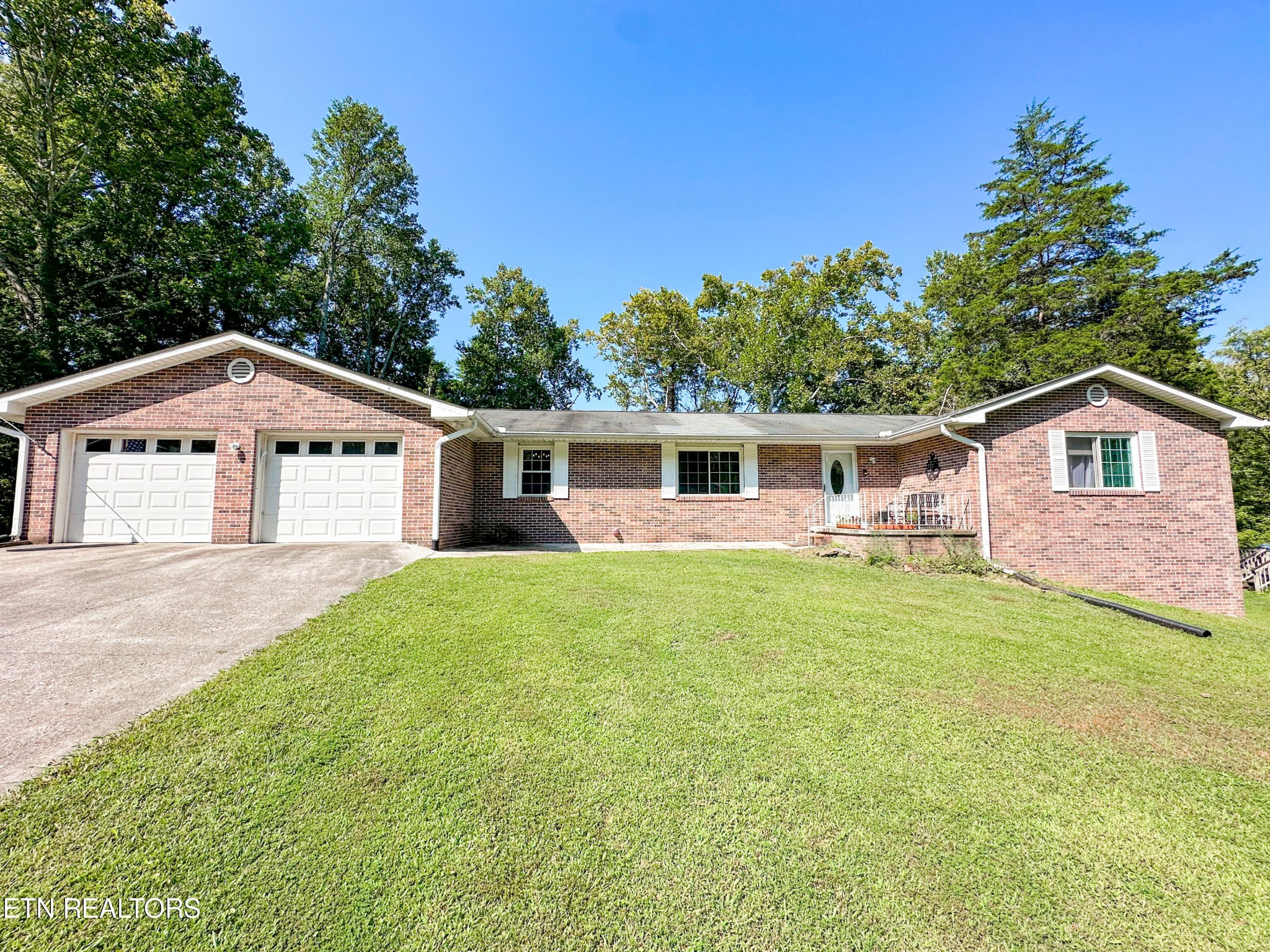 112 Baypath Drive Oak Ridge, TN 37830 - Photo 1 of 35