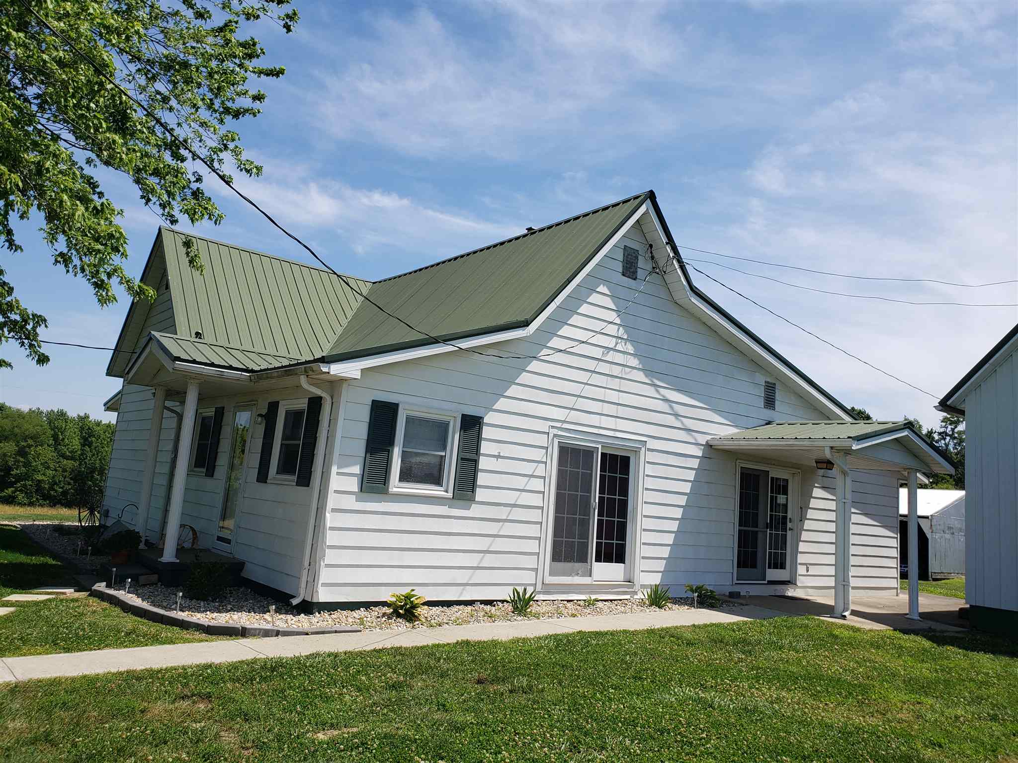 5445 West Slinkard Road Elnora, IN 47529 - Photo 3 of 26