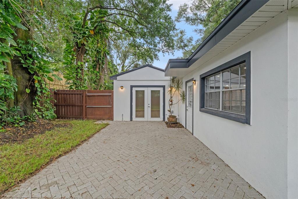 1715 North Alexander Road Tampa, FL 33603 - Photo 38 of 40