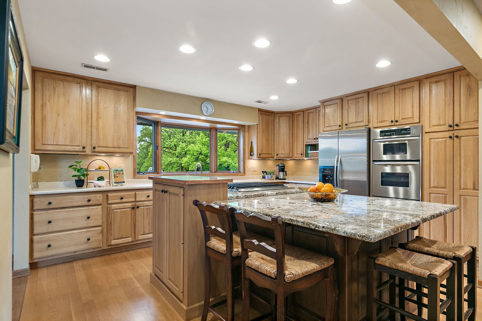 660 Plum Tree Road Barrington Hills, IL 60010 - Photo 9 of 52