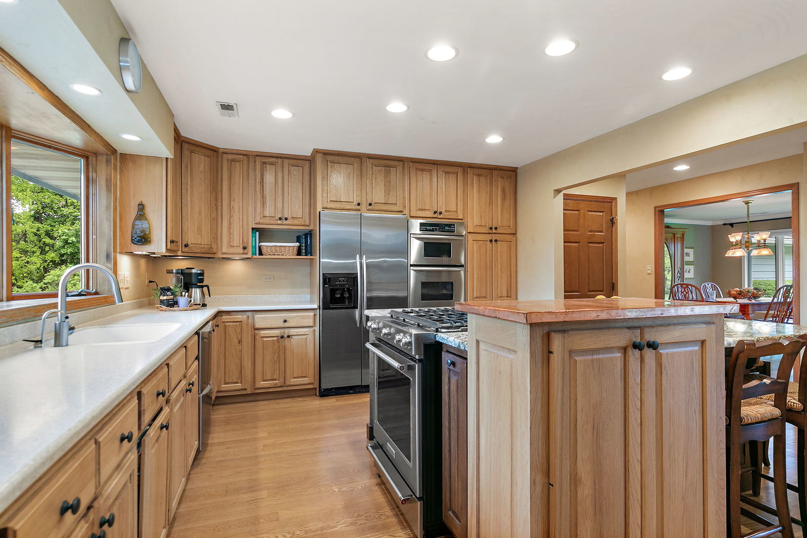 660 Plum Tree Road Barrington Hills, IL 60010 - Photo 10 of 52