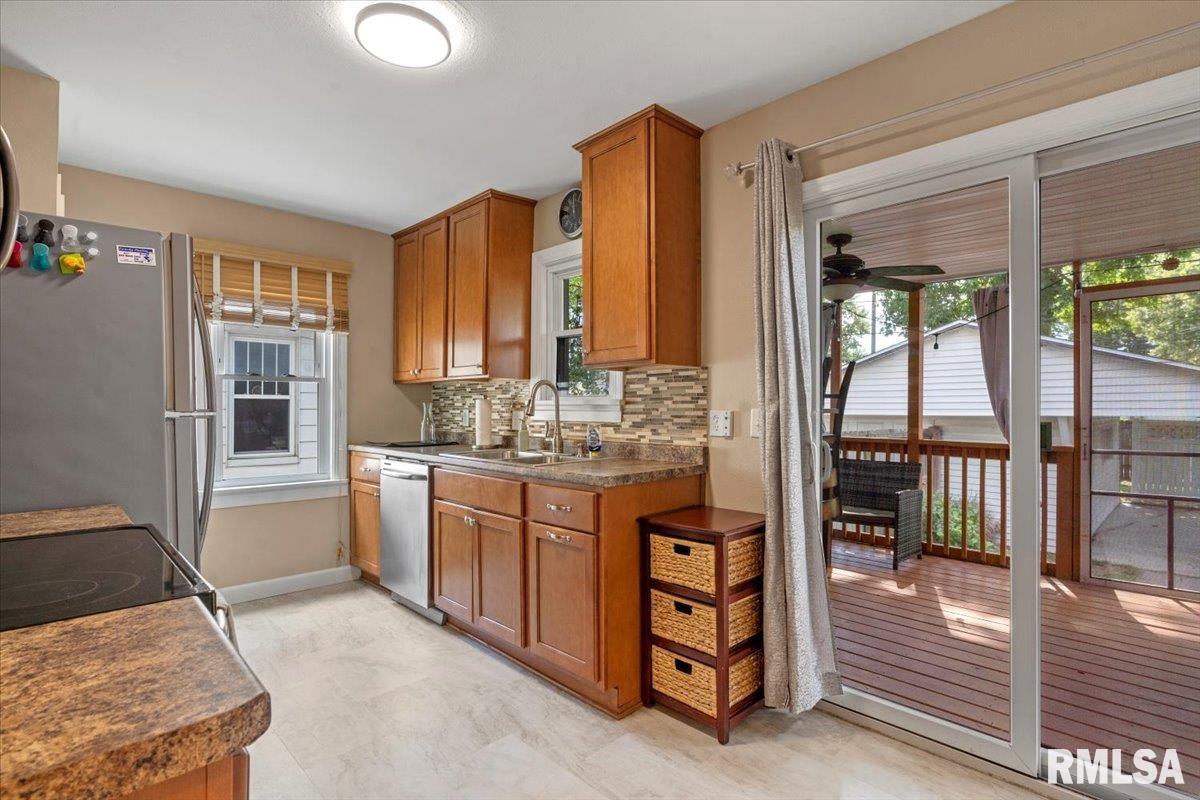 2057 North 7th Street Springfield, IL 62702 - Photo 9 of 26