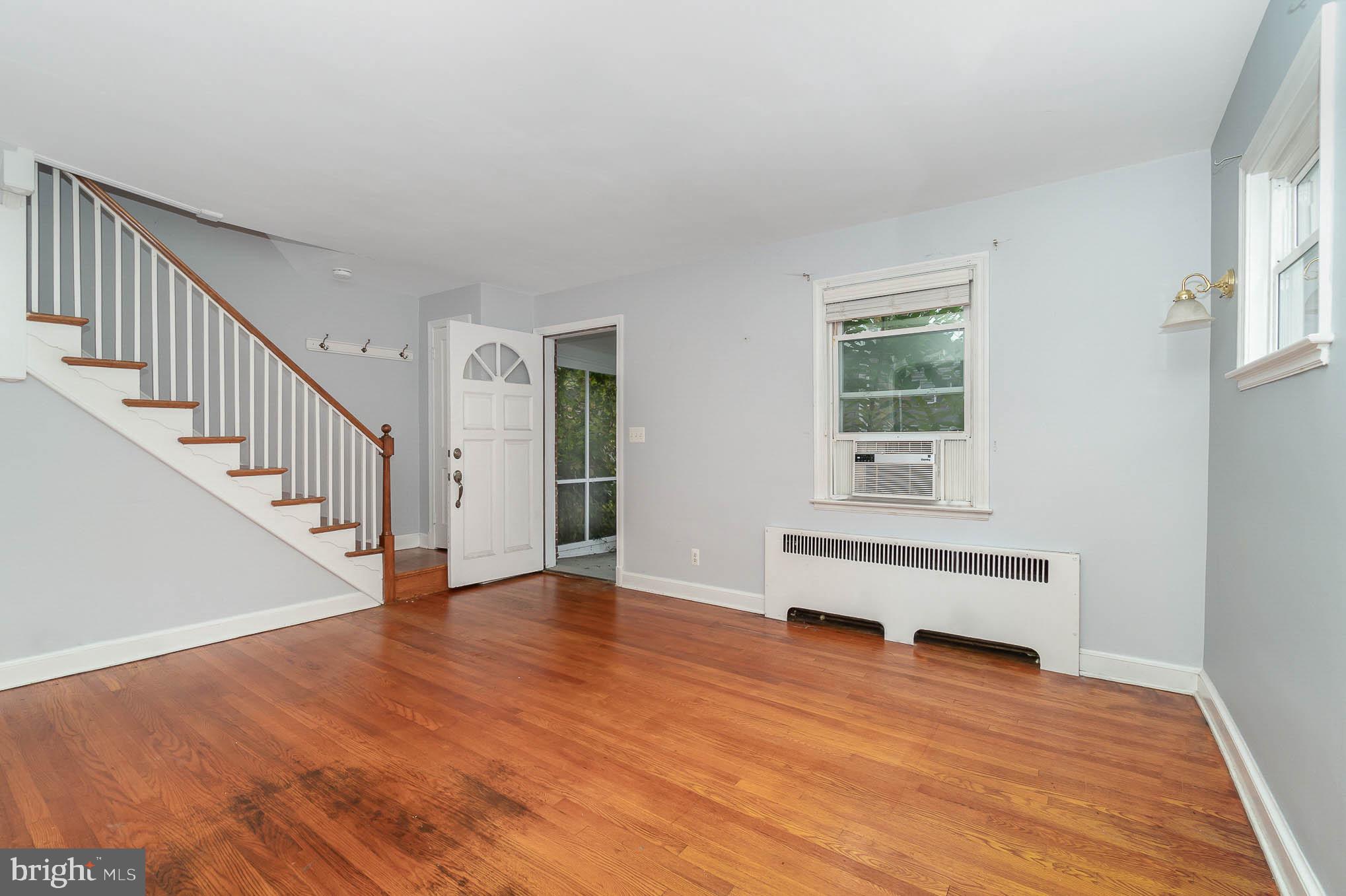 57 Burkleigh Road Baltimore, MD 21286 - Photo 3 of 27