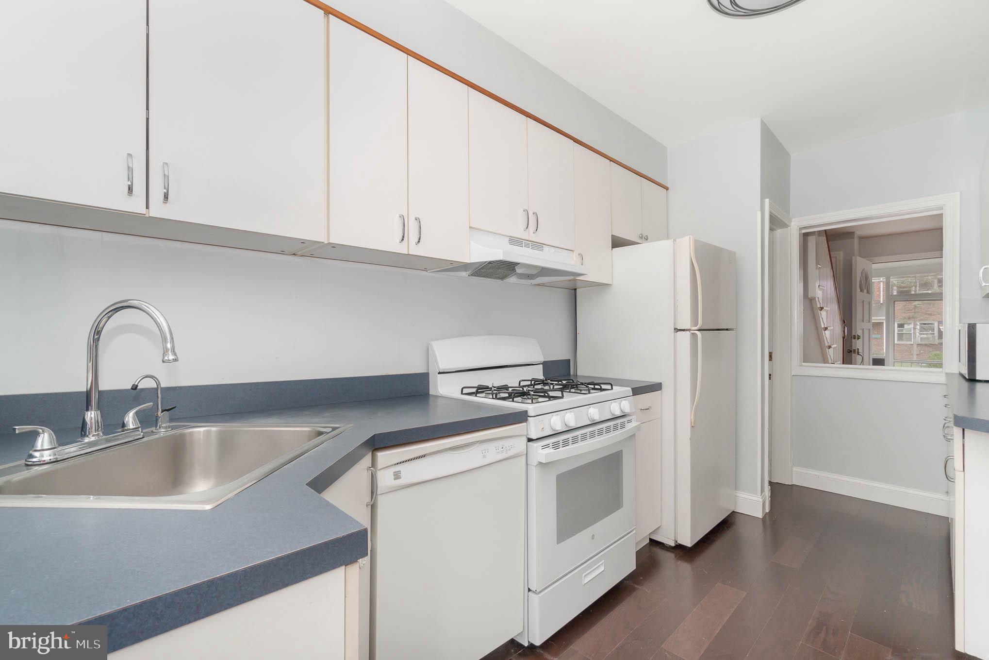 57 Burkleigh Road Baltimore, MD 21286 - Photo 8 of 27