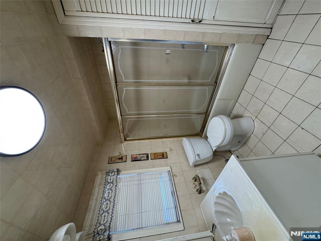 191 Everett Place, Unit 1 East Rutherford, NJ 07073 - Photo 12 of 20