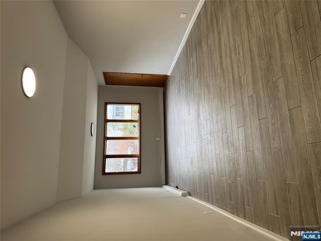 191 Everett Place, Unit 1 East Rutherford, NJ 07073 - Photo 5 of 20