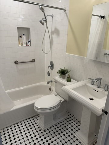 75 Nicholas Road, Unit A Framingham, MA 01701 - Photo 7 of 14
