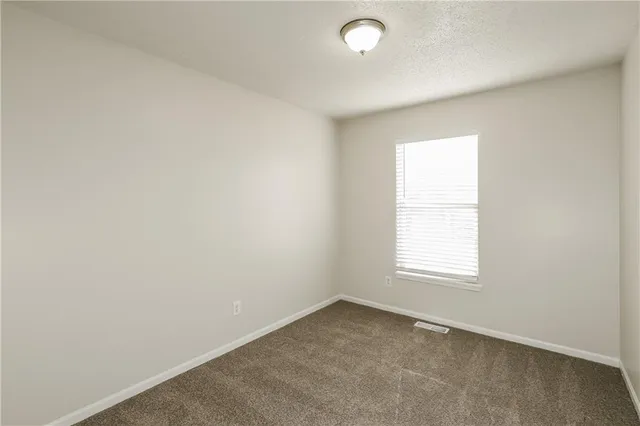 $2,510 | 8526 Northeast 105th Terrace, Kansas City, MO 64157