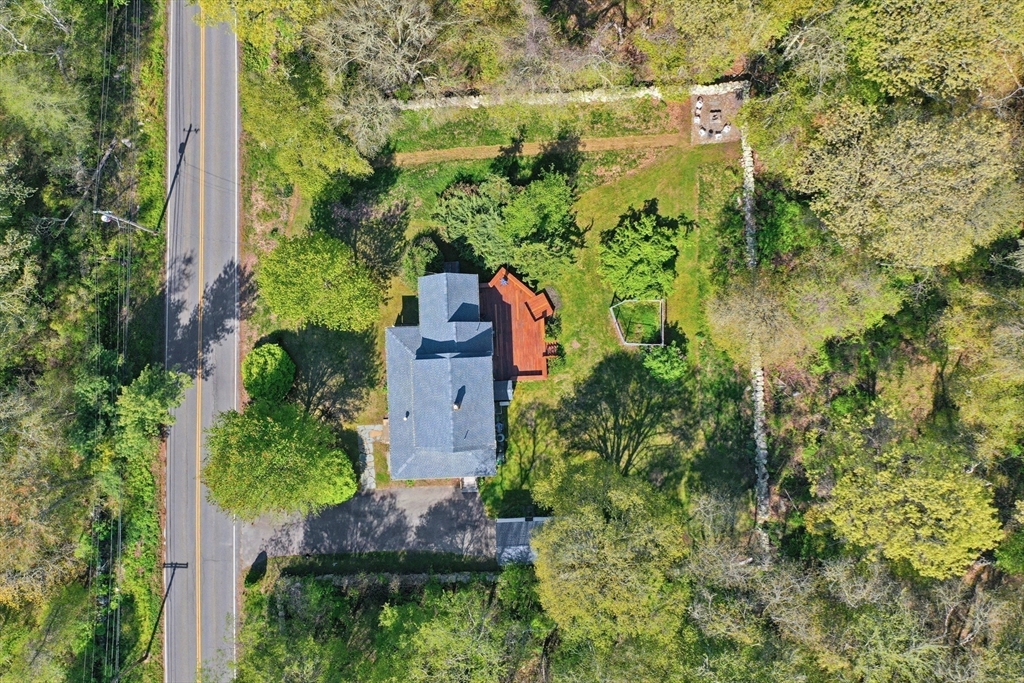 129 Cross Road Westport, MA 02790 - Photo 40 of 42