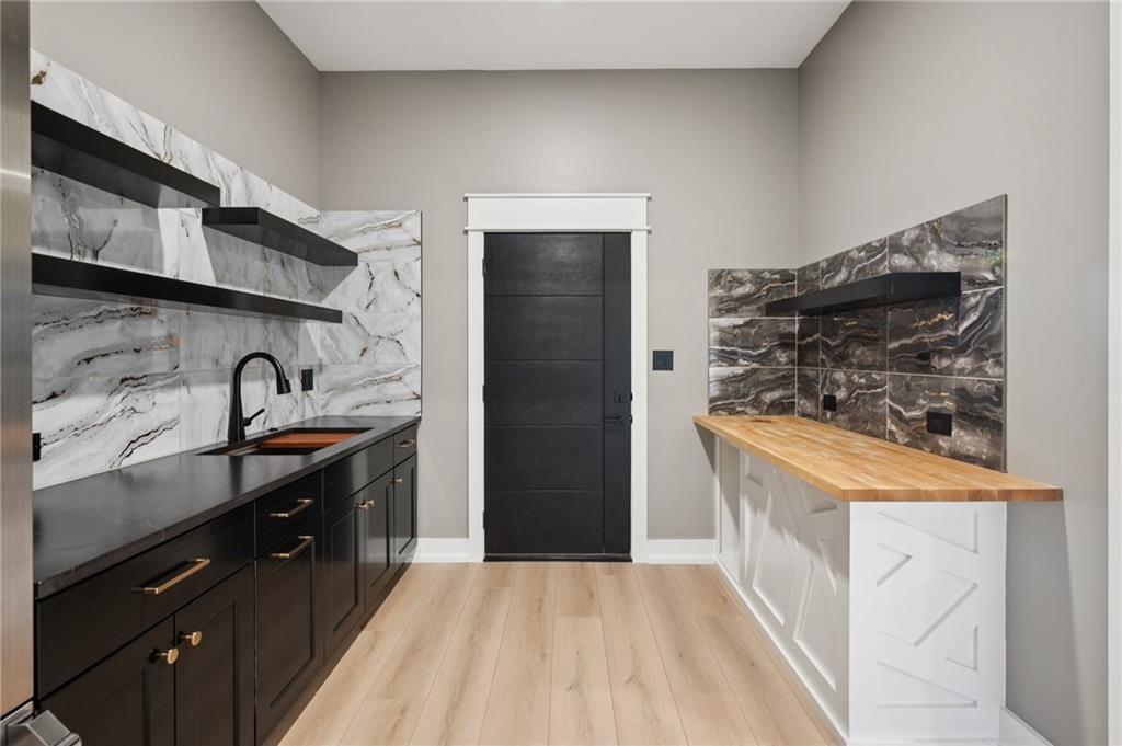 5122 Northwest 47 Terrace Riverside, MO 64150 - Photo 17 of 50