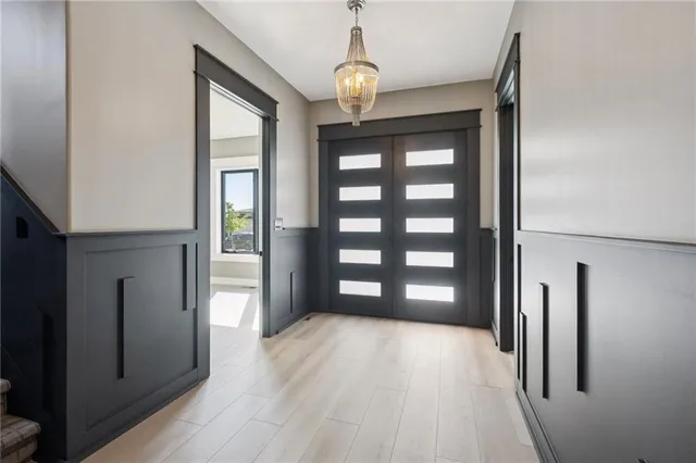 $1,349,950 | 5122 Northwest 47 Terrace, Riverside, MO 64150