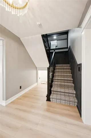 $1,349,950 | 5122 Northwest 47 Terrace, Riverside, MO 64150