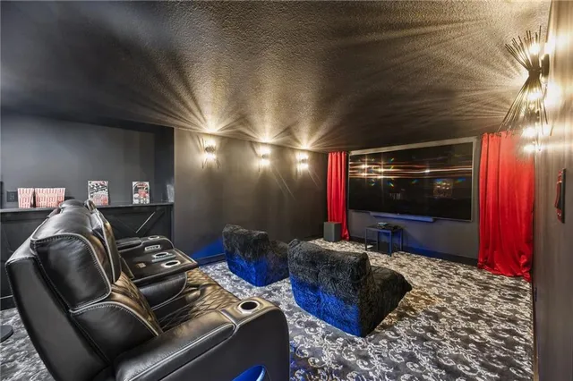 $1,349,950 | 5122 Northwest 47 Terrace, Riverside, MO 64150