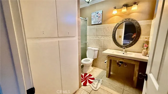 $375,000 | 7904 Laurel Canyon Boulevard, Unit 12, North Hollywood, CA 91605