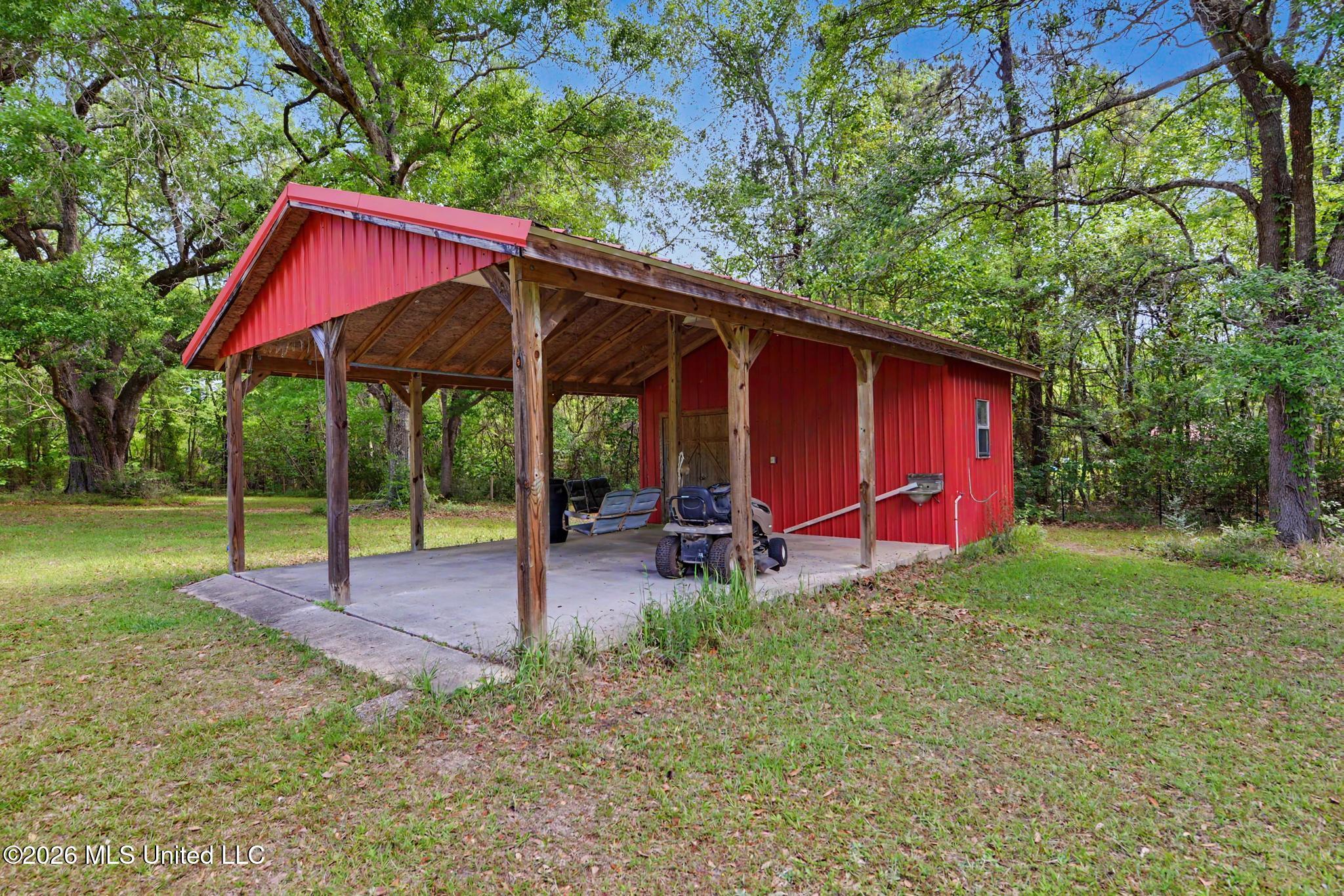 16420 Highway 63 Moss Point, MS 39562 - Photo 11 of 24 IMG_2197