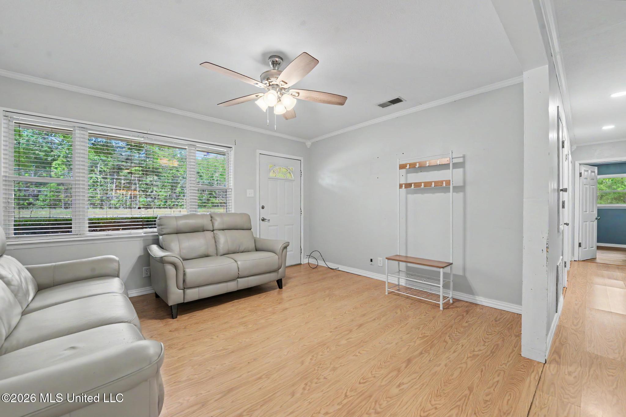 16420 Highway 63 Moss Point, MS 39562 - Photo 2 of 24 IMG_2208