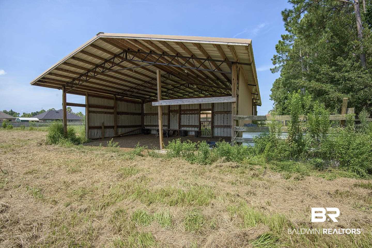 9686 County Road 65 Foley, AL 36535 - Photo 17 of 47 Barn