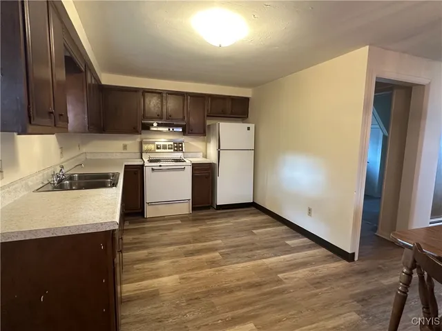 $1,200 | 64 East 5th Street, Oswego, NY 13126