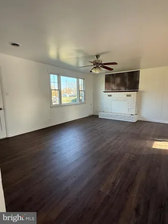 $1,300 | 1697 Monroe Bay Circle, Colonial Beach, VA 22443