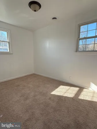 $1,300 | 1697 Monroe Bay Circle, Colonial Beach, VA 22443