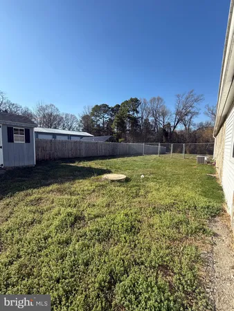 $1,300 | 1697 Monroe Bay Circle, Colonial Beach, VA 22443