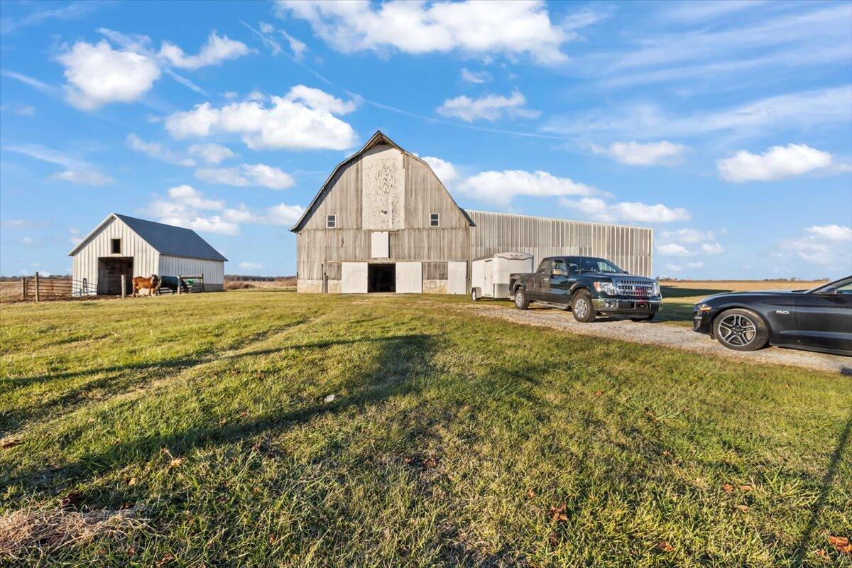376 Wesley Chapel Road Jeffersonville, OH 43128 - Photo 37 of 47 barnsjeffersonville