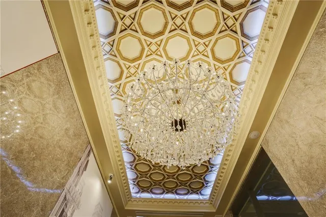 $3,180 | 210 Baronne Street, Unit 1608, New Orleans, LA 70112