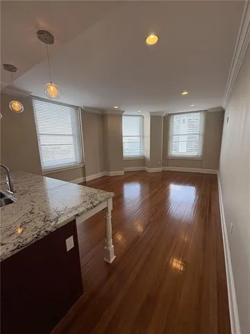 $3,180 | 210 Baronne Street, Unit 1608, New Orleans, LA 70112